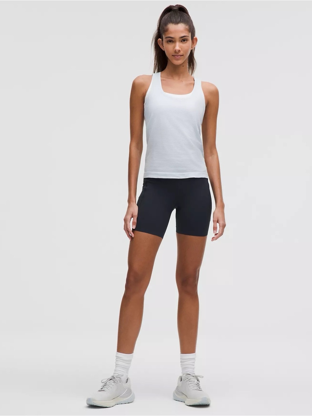 Lululemon Fast and Free 6 Inch Shorts -5 Pocket - True Navy